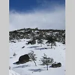 Casa Oeste * Sabugueiro (Guarda)