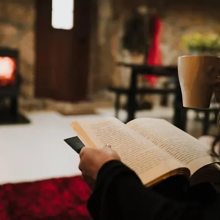 Casa Oeste Sabugueiro (Guarda)