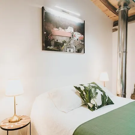 Casa Oeste Sabugueiro (Guarda)