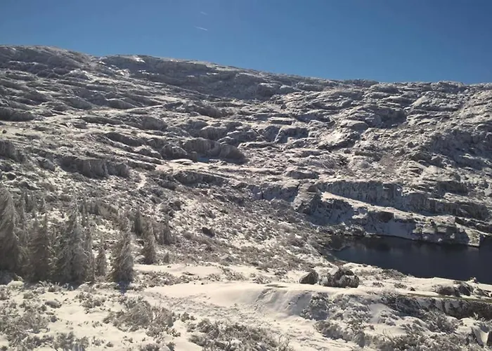 Chalet Casa Oeste Sabugueiro (Guarda)